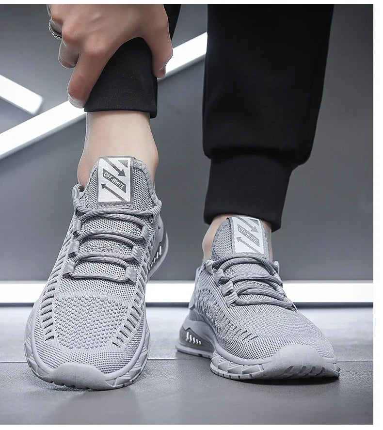 New Men's Running Shoes Fresh Breathable Outdoor Sports Shoes Large Mesh Running Shoes Sneakers Running Shoes MEN