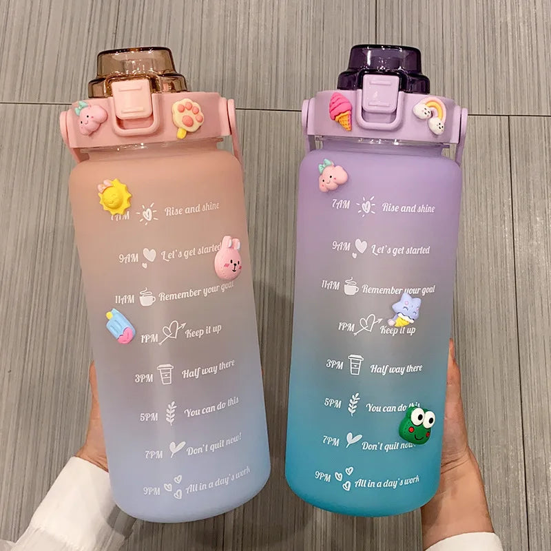 2L/750ML Outdoor Large Capacity Sport Water Bottle Creative Plastic Cup Bounce Cover Outdoor Leakproof Straw Cup Time Marker